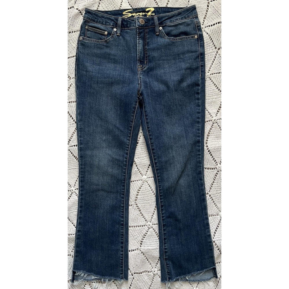 Seven7 Women's Size 4 Cropped‎ Flare Jeans Raw Hem Denim Cute Comfortable